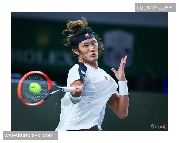 上海网球队的崛起与蜕变:城市联赛中的奋斗与梦想