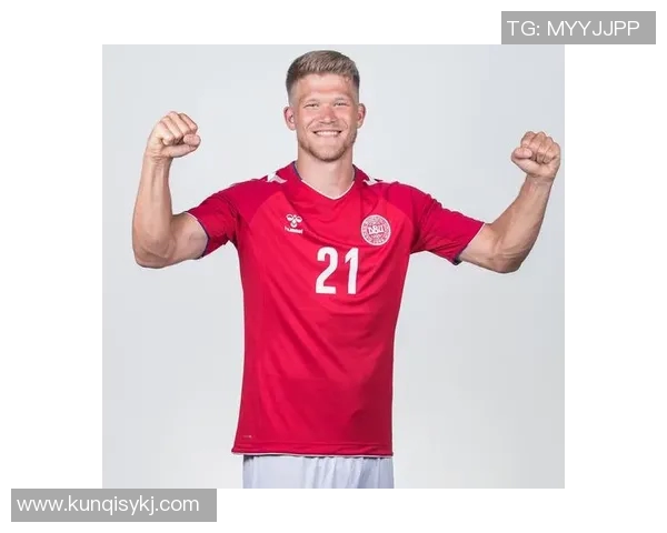 丹麦足球明星球员的辉煌历程与成就解析