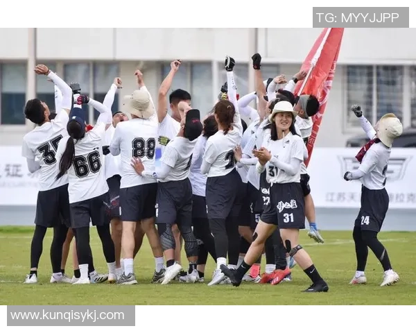 重磅专题：南京飞盘队的中路突破革新_1